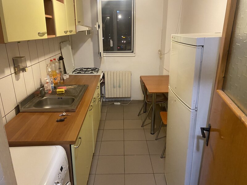 Aviatiei, zona Hotel Crystal Palace